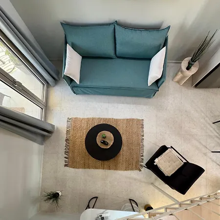 Loft Nikando * Τσιλιβί